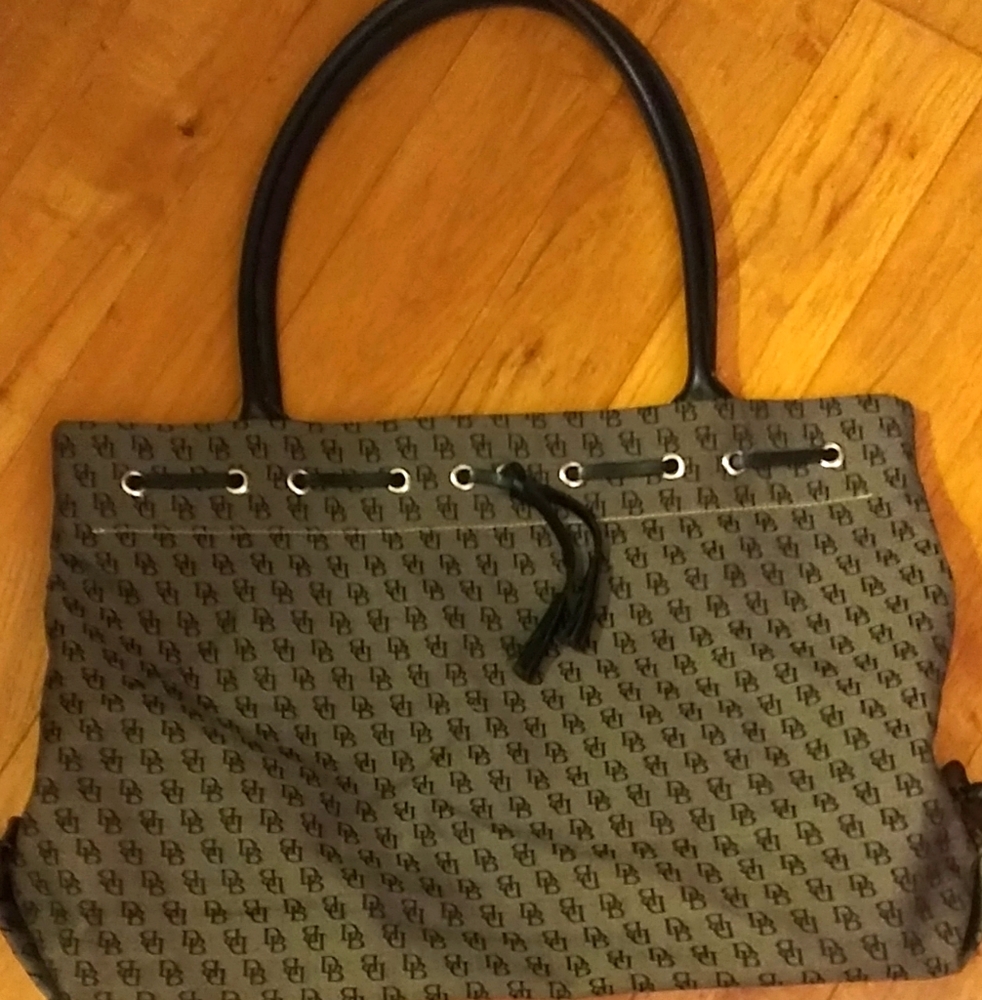 DB executive tote